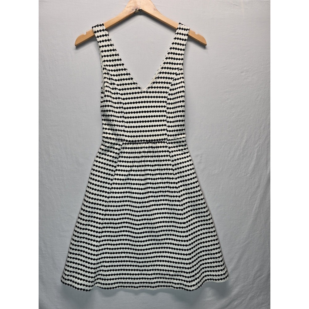 Maeve Anthropologie Size 0 Black White Textured Fit Flare Cutout Back Dress